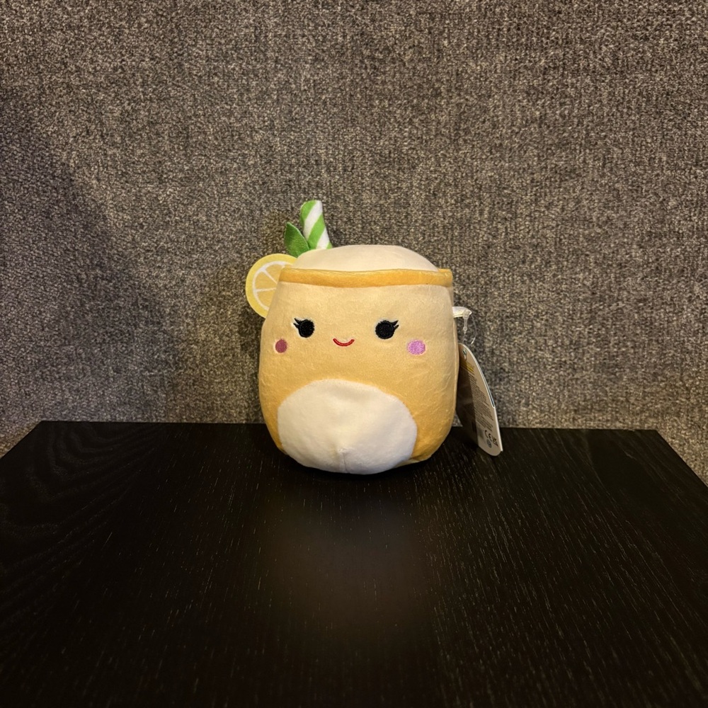 Medina Lemonade Squishmallow